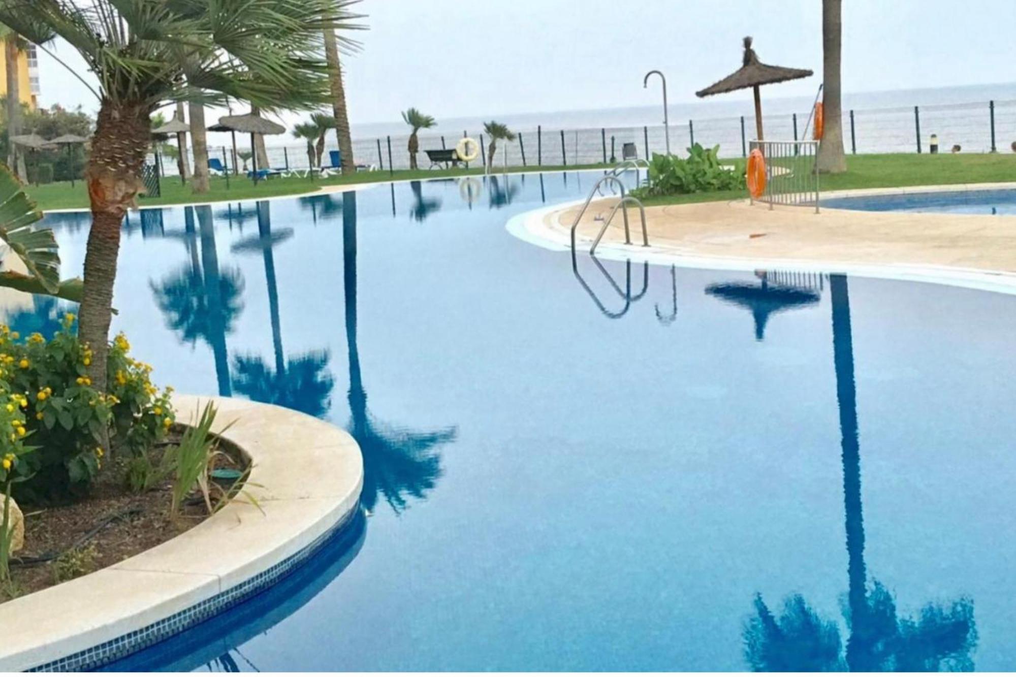 Mi Capricho 2D Beachfront- Apartment With Sea View - Costa Del Sol Sitio de Calahonda Екстер'єр фото