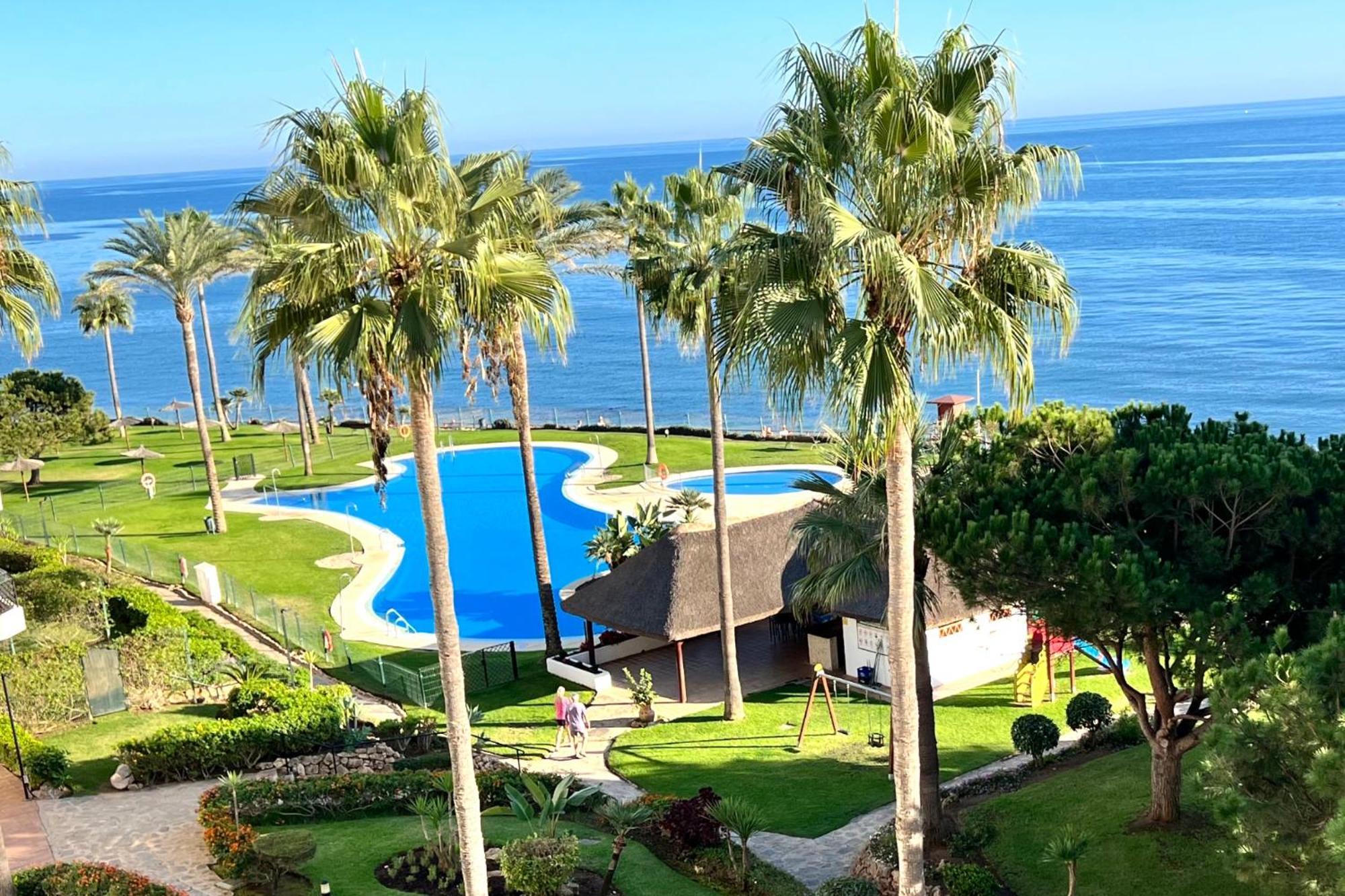 Mi Capricho 2D Beachfront- Apartment With Sea View - Costa Del Sol Sitio de Calahonda Екстер'єр фото